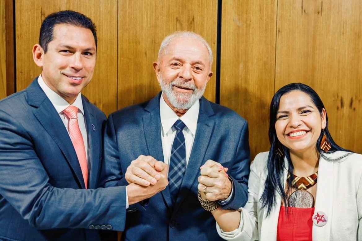 O encontro que selou a paz entre Marcelo Ramos e Anne Moura contou com a presença e o respaldo do presidente Lula. (Foto: Reprodução Instagram Anne Moura)