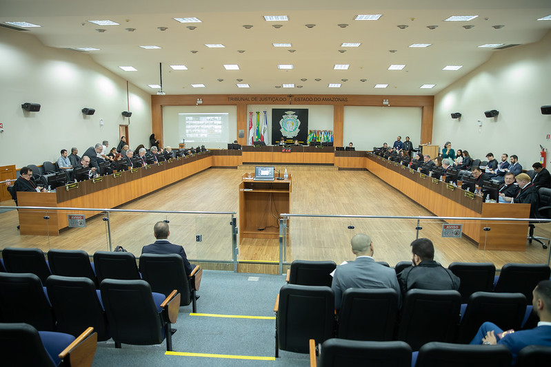 Desembargadores do TJAM julgam inconstitucional lei complementar 201/2019