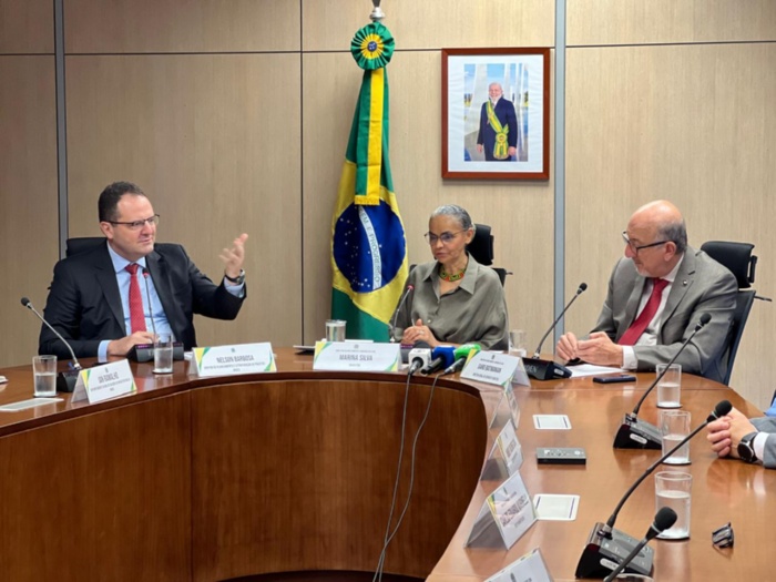 Acordo de Cooperação Técnica foi assinado nesta sexta-feira (03/05), em Brasília (Foto: Agência BNDES)