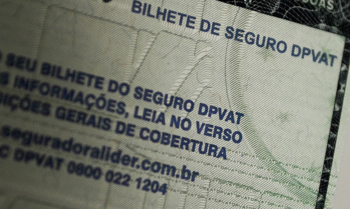 DPVAT: Além da criação do SPVAT, o projeto também altera o arcabouço fiscal, antecipando a permissão para a abertura de crédito suplementar em casos de superávit fiscal, (Foto: © Marcello Casal jr/Agência Brasil)