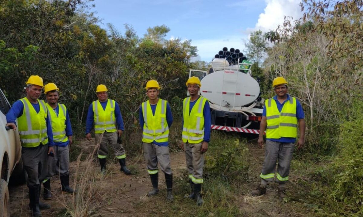 Trabalhadores da Potássio do Brasil operam no meio da mata em Autazes