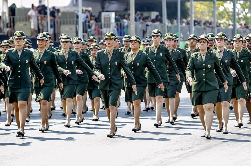 Forças Armadas vão permitir alistamento militar feminino pela 1ª vez (Foto: Marcello Casal/Agência Brasil)