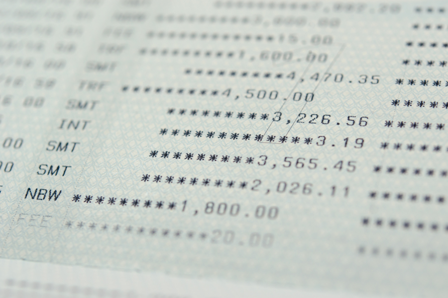 extratos bancários Os bancos usam mais de 4 mil tipos de nomenclaturas diferentes em suas operações (Foto: Reprodução/Canva)