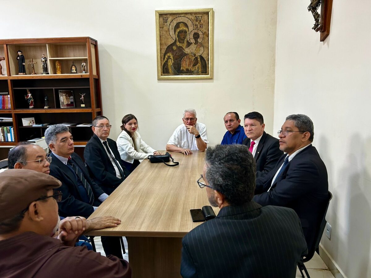 Comitê de Combate à Corrupção e o cardeal da Amazônia, dom Leonardo Steiner