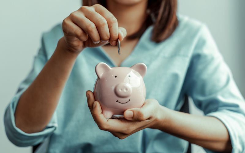 As empresas também devem manter uma lista atualizada em seus sites com a identificação dos doadores e números de CPF. (Foto: Reprodução/Canva)
