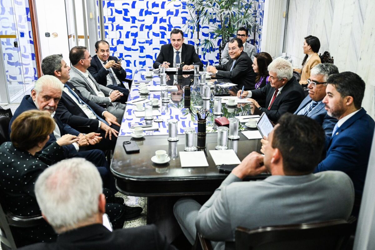 Colégio de líderes de partidos no Senado indicou Eduardo Braga para relatar PL da Reforma Tributária