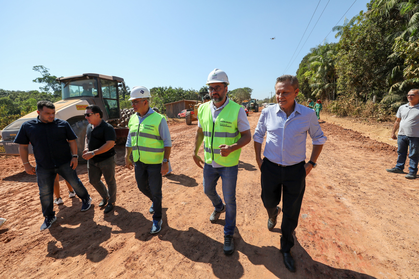 Governador vistoria avanço das obras no Ramal do Pau Rosa, na zona ...