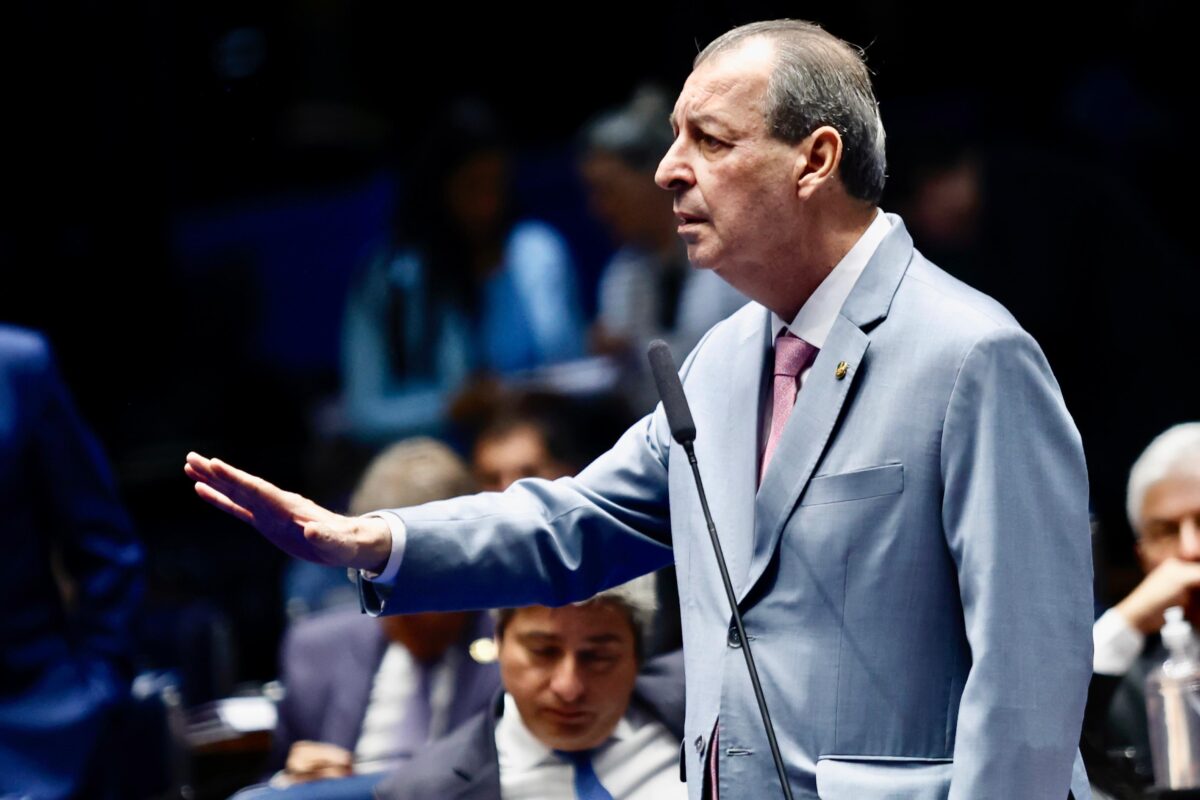 Senador Omar Aziz pede a suspensão das Bets em todo o Brasil