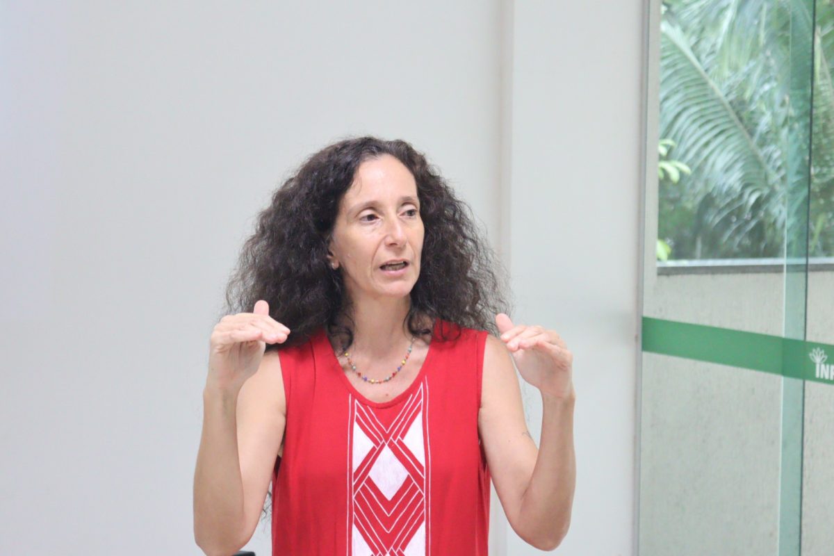 Flávia Regina Capellotto Costa, pesquisadora do Inpa