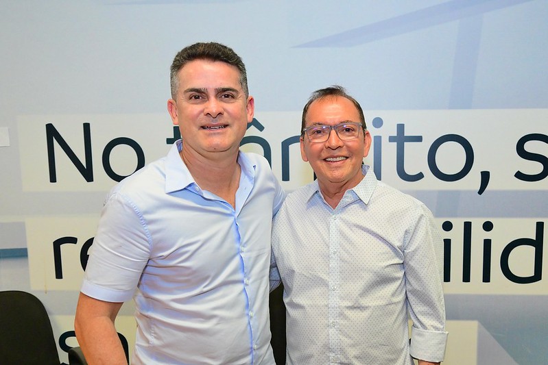 David Almeida e Arnaldo Gomes Flores