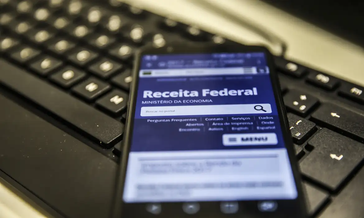 Receita Federal usa inteligência artificial e detecta R$ 11 bi em esquemas de sonegação