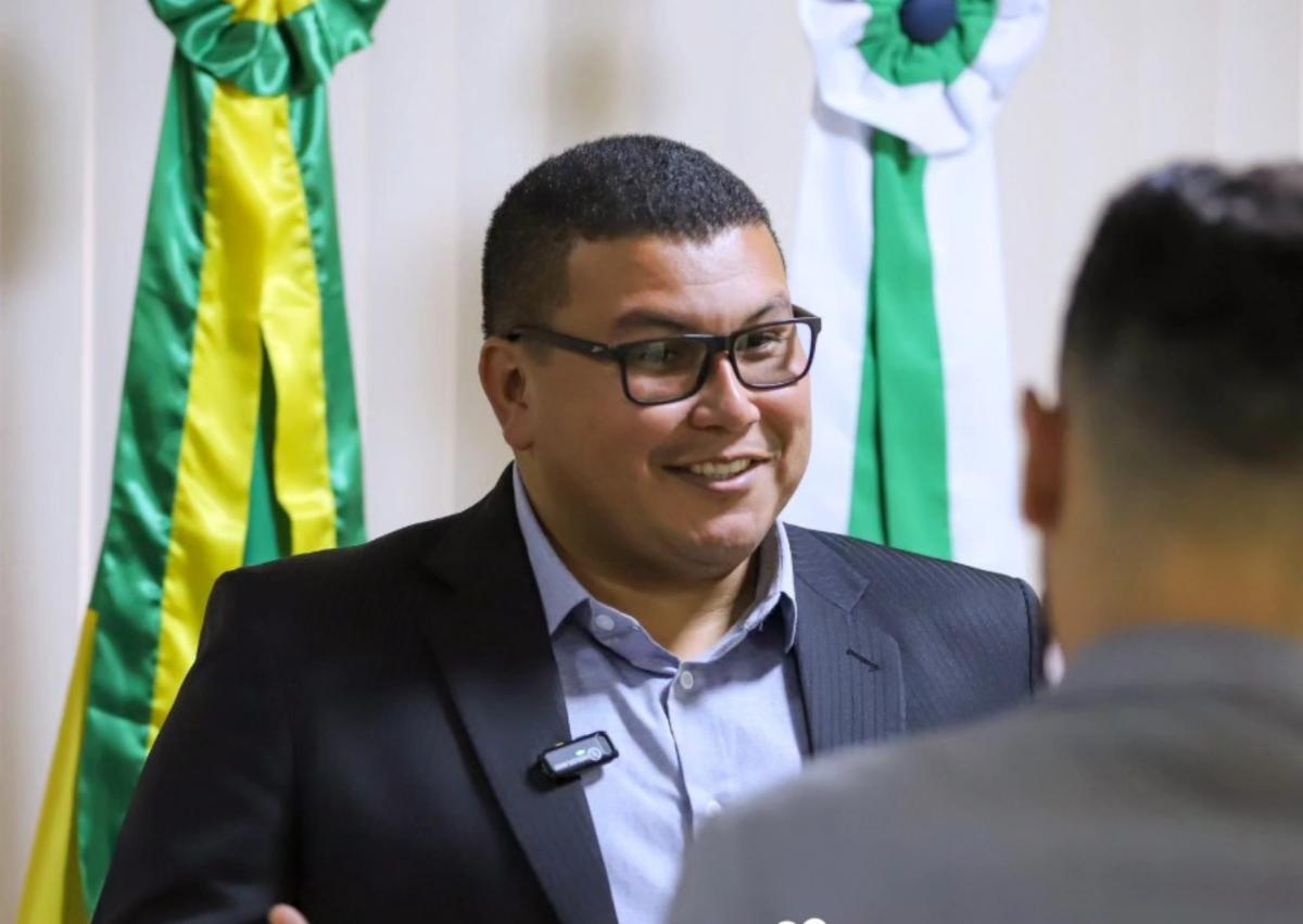 Prefeito Radinho durante evento institucional no Amazonas