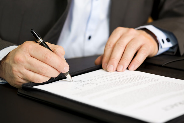 Contratos publicos com Navegação Cidade