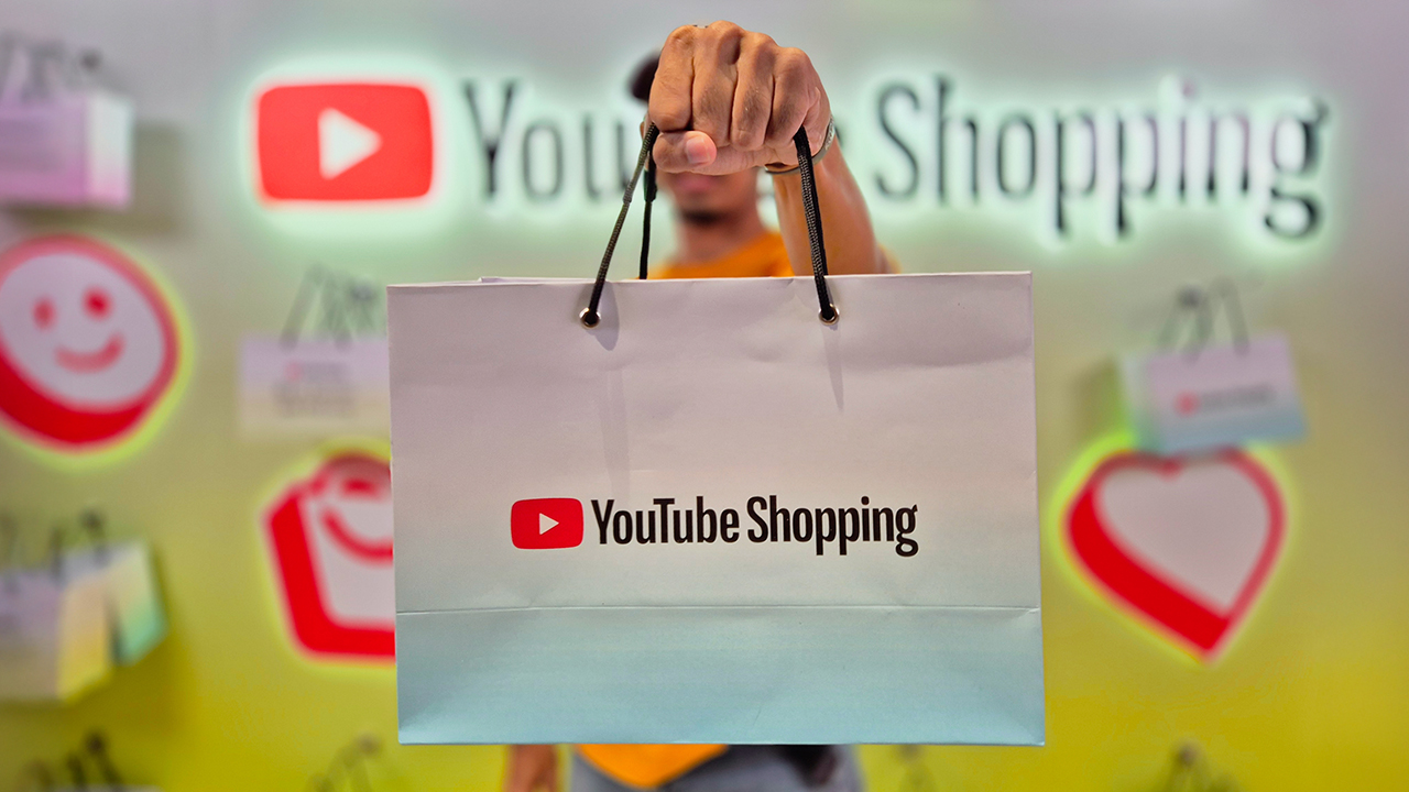 YouTube Shopping chega ao Brasil e transforma vídeos em vitrines digitais