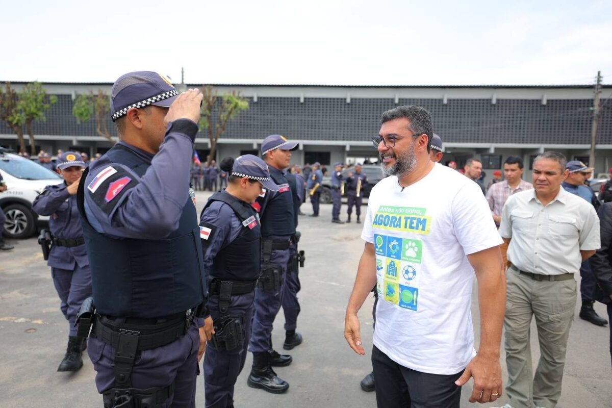 Governador Wilson Lima durante visita ao curso de formação de alunos-soldados da Polícia Militar do Amazonas