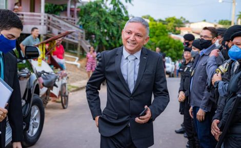 Antes de se eleger em 2020, Renato Afonso foi candidato a prefeito por quatro eleições seguidas em Pauini (Facebook/Reprodução)