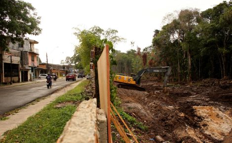 Duplicação da via é preparada para cidade receber a COP30. (Foto: Raimundo Paccó/Folhapress)
