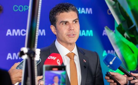 Governador do Pará, Helder Barbalho, no COP30 Business Forum. (Foto: Divulgação/Linkedin Amcham)