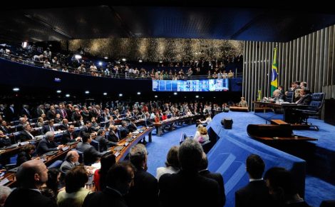 Senadores agora têm até R$ 52,7 mil por mês para despesas. (Foto: Divulgação)