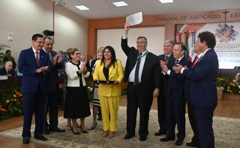 Ministro Flávio Dino é  cidadão de Itacoatiara.