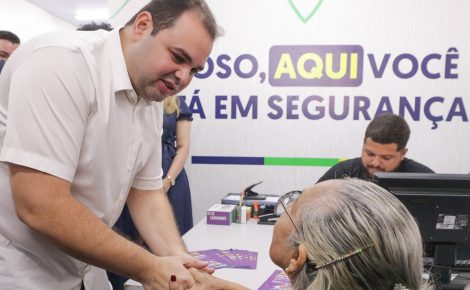 Segundo o governador em exercício, a unidade foi totalmente adequada para melhor atender à população idosa Foto: Arthur Castro