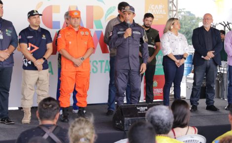O comandante Geral da Polícia Militar do Amazonas, Klinger Paiva e demais secretários de governo. Foto: Arthur Castro