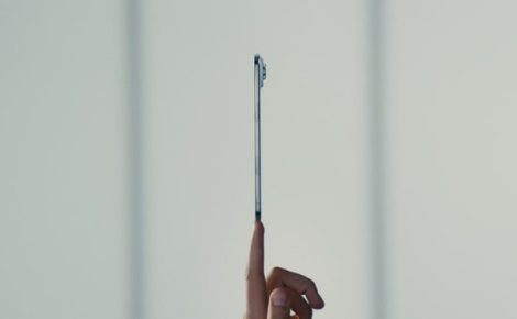 Novo iPhone Air é o smartphone mais fino da Apple, com 5,6 mm e corpo em titânio reciclado. Foto: Divulgação