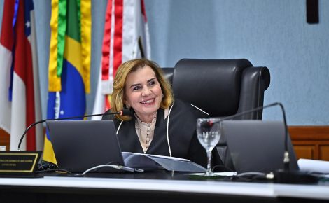 Yara Lins TCE-AM