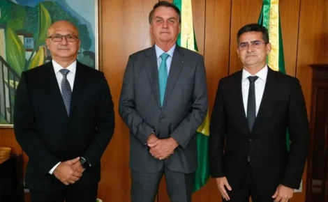 Menezes, Bolsonaro e David