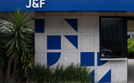 A Âmbar Energia, integrante do grupo J&F, está analisando a possibilidade de assumir o controle da distribuidora Amazonas Energia (Foto: Reprodução/Site J&F Investimentos)
