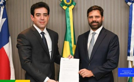 Acordo entre os dois órgãos foi assinado esta semana (Foto: Everton Ubal / MJSP)