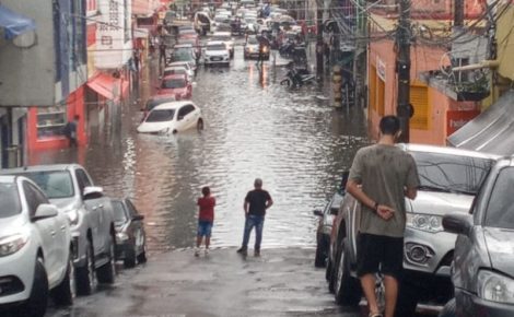 Alagação no centro de manaus