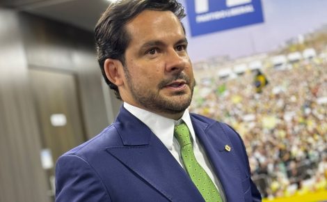 O deputado federal Alberto Neto é o nome do PL na disputa pela Prefeitura de Manaus (Foto: Reprodução/Facebook)