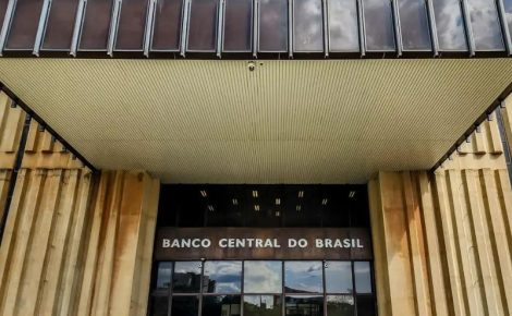 As projeções do mercado financeiro para a Selic permanecem estáveis, com uma estimativa de 9% para o final de 2024 e 8,5% em dezembro de 2025. (Foto: Rafa Neddermeyer/Agência Brasil)