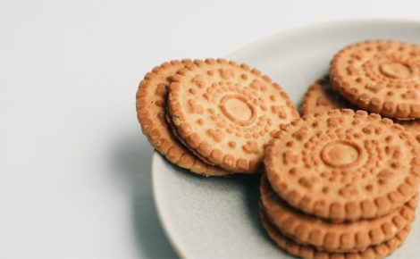 Agrotóxico: A terceira edição do estudo avaliou 24 alimentos ultraprocessados de oito categorias (Foto: Reprodução/Canva)