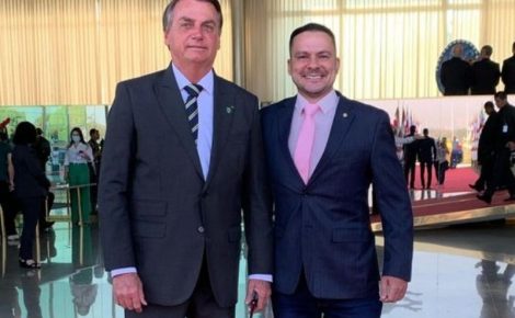 Bolsonaro e Alberto Neto