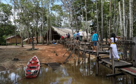 Governo do AM anuncia ações para minimizar estiagem em 13 Unidades de Conservação. Comunidade Indígena no Amazonas (Foto: Alex Pazuello/Secom)