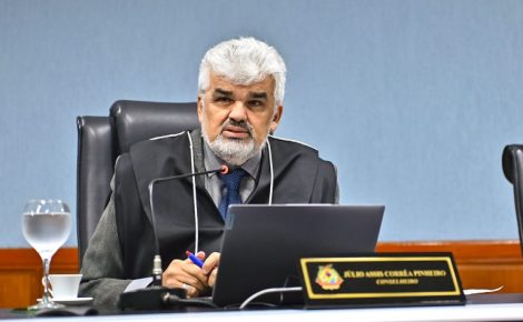 Conselheiro Júlio Pinheiro TCE-AM