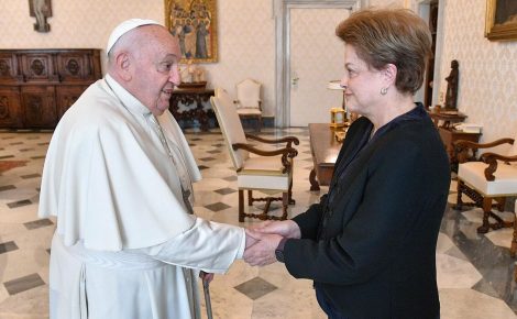 No Vaticano, Papa Francisco recebeu Dilma Rousseff- Foto: Vatican Media