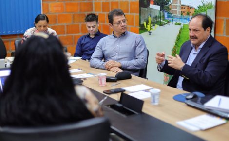 Objetivo é ampliar o acesso da população a serviços adequados de água, esgoto e manejo de resíduos sólidos e sustentáveis (Foto: Tiago Corrêa/UGPE)