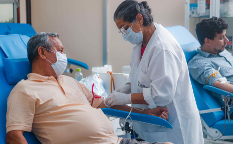 Para realizar doações de sangue, basta estar com boa saúde, ter entre 18 a 69 anos e pesar mais de 50 quilos (Foto: Leonardo Mota/Hemoam)