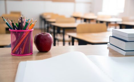 O Anuário Brasileiro da Educação Básica 2025 traz um panorama detalhado da rede educacional do Amazonas e revela desafios estruturais e de aprendizagem.