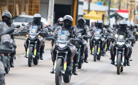 entrega de 100 motocicletas reforca policiamento tatico da rocam