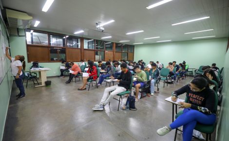 Estudantes durante prova do SIS da UEA em Manaus - Foto: Alex Pazuello/Secom