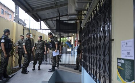 Forças Federais: Exército brasileiro auxilia o TRE-AM nas eleições suplementares de 2017(Foto: Divulgação/Exército)