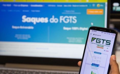 Novo saque do FGTS libera até R$ 3.000 para trabalhadores demitidos sem justa causa.