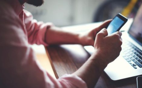notícias falsas, conteúdo falso, saiba como denunciar