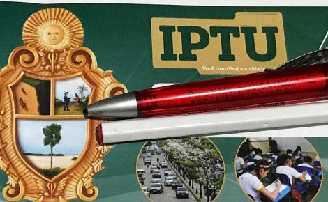 Carnê do IPTU. (Foto: Divulgação/Semcom)