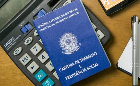Carteira de Trabalho digital precisa estar validada pelo candidato a emprego
