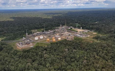 Área de exploração da Petrobras em Urucu, no Amazonas, autorizada pelo Ipaam para perfuração do poço RUC 16B. Agência Petrobras/Reprodução e Ipaam/Divulgação